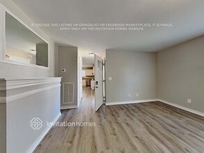 524 Parnell Dr, Unit Apt 3 in Raleigh, NC - Foto de edificio - Building Photo