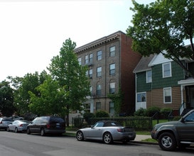 307 S St NE in Washington, DC - Foto de edificio - Building Photo