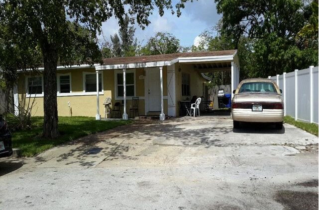 1525 NW 18th Ave in Fort Lauderdale, FL - Building Photo