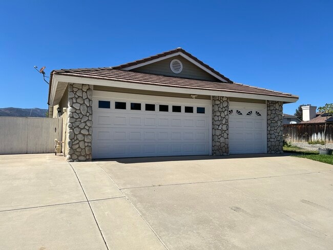 property at 35577 Ruth Ave