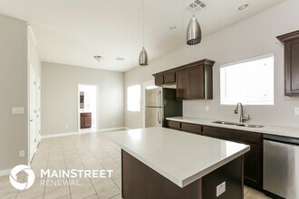 2000 N 36th St in Phoenix, AZ - Building Photo - Building Photo