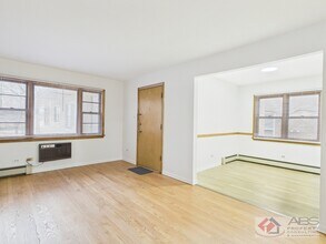 11219 S Martin Luther King Dr in Chicago, IL - Building Photo - Building Photo