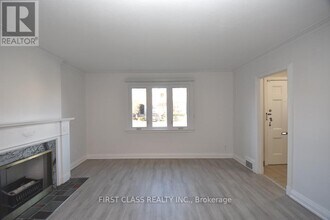 129 Felbrigg Ave in Toronto, ON - Building Photo - Building Photo