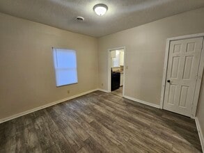 1742 Huey St in South Bend, IN - Building Photo - Building Photo