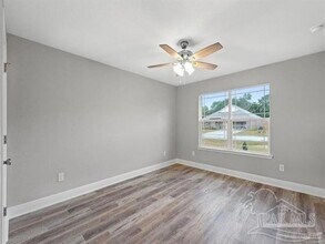 1454 Windy Ln in Gulf Breeze, FL - Building Photo - Building Photo