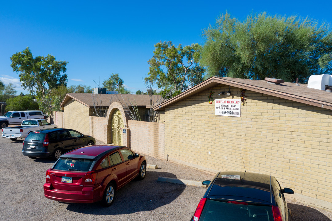 2765-2779 N Alvernon Way in Tucson, AZ - Building Photo