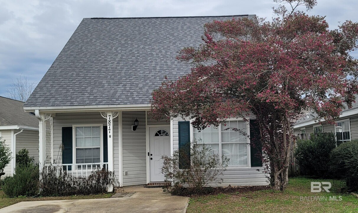 7877 Audubon Dr in Foley, AL - Building Photo