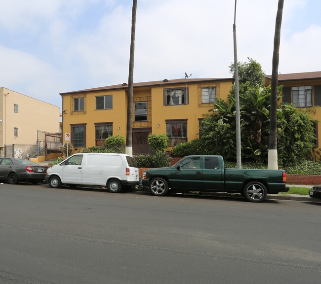 Lowell Terrace Apartments in Los Angeles, CA - Foto de edificio - Building Photo