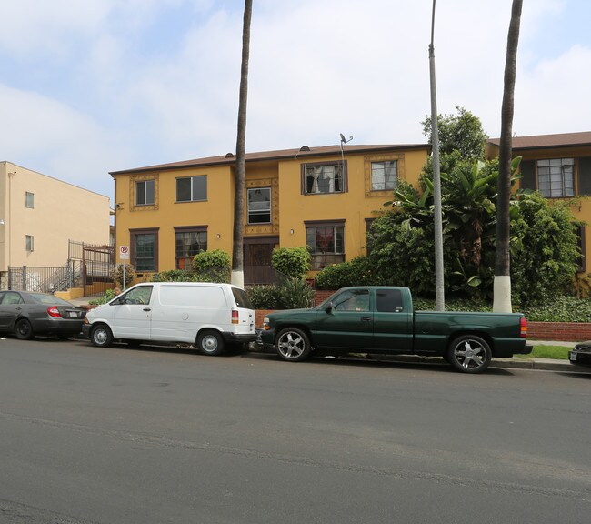 Lowell Terrace Apartments in Los Angeles, CA - Building Photo - Building Photo