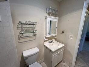 420 W Palm St, Unit 22 in Lantana, FL - Foto de edificio - Building Photo