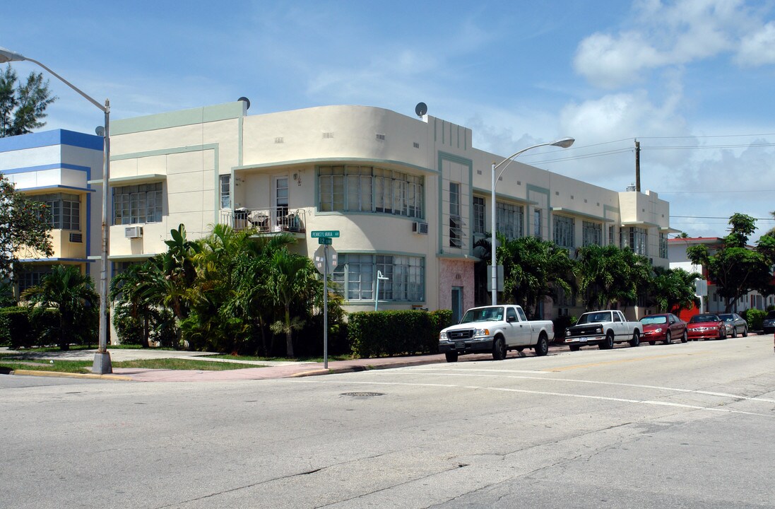 600 12th St in Miami Beach, FL - Foto de edificio