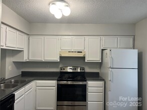 505 Lex Dr in Charlotte, NC - Building Photo - Building Photo