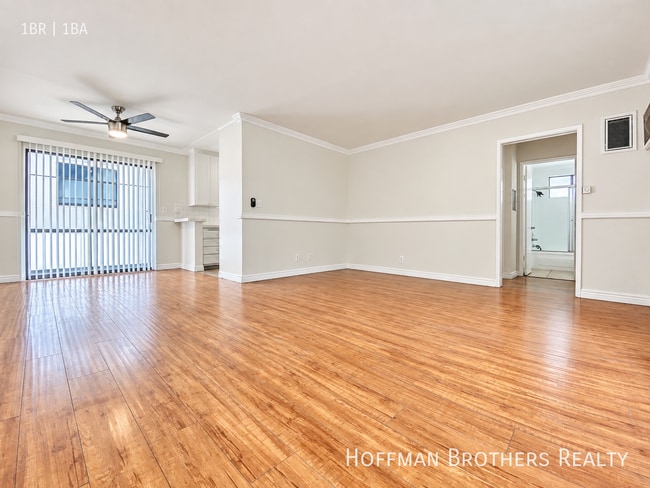 property at 5726 Camellia Ave