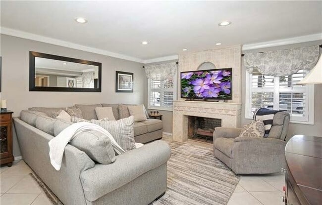 223 N Kendor Dr in Anaheim, CA - Building Photo - Building Photo