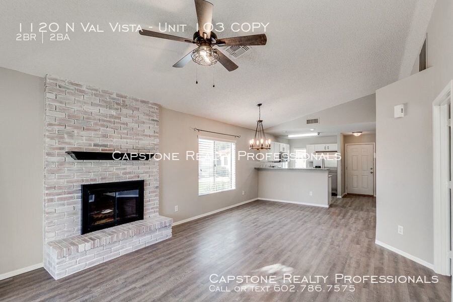 1120 N Val Vista Dr-Unit -Unit 103 COPY in Gilbert, AZ - Foto de edificio