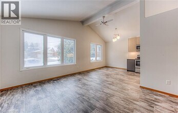 17 Roosevelt Ave in Waterloo, ON - Building Photo - Building Photo