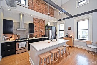 27 Mercer St in Cincinnati, OH - Foto de edificio - Building Photo