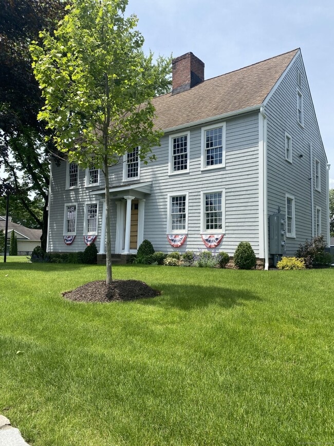 property at 589 S Main St