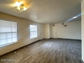 2944 Los Amigos Ct in Las Cruces, NM - Building Photo - Building Photo