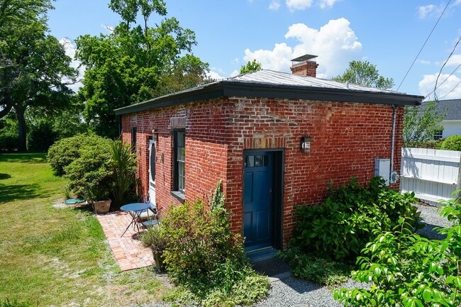 416 S Front St in Wilmington, NC - Building Photo - Building Photo