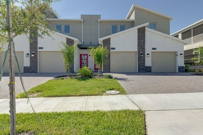property at 9327 Sommerset Hills Dr