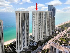 15901 Collins Ave in Sunny Isles Beach, FL - Building Photo - Building Photo