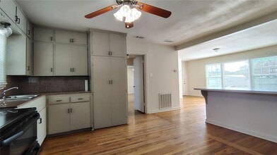 13805 Maye Pl in Austin, TX - Building Photo - Building Photo