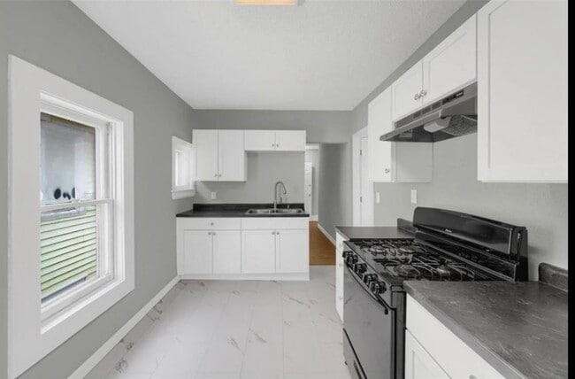 1055 7th St W, Unit 2 Bed 1 Bath large Deck