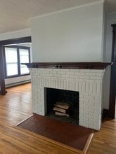 31 Ellsmere Ave in Waterbury, CT - Building Photo - Building Photo