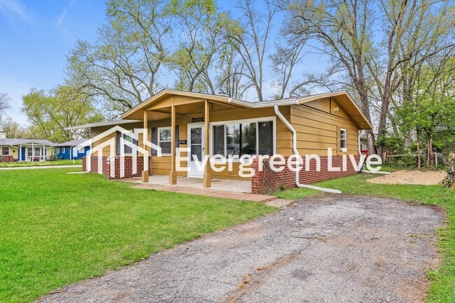 3202 Donald Ave in Indianapolis, IN - Building Photo - Building Photo