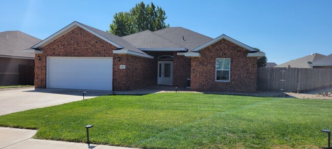 3505 Benjamin Davis Dr in Clovis, NM - Foto de edificio - Building Photo