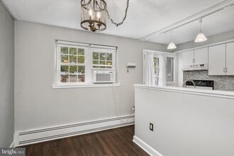 200 Maplewood Dr in Pottstown, PA - Building Photo - Building Photo