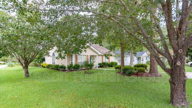 6661 Wisteria Dr in Myrtle Beach, SC - Building Photo - Building Photo