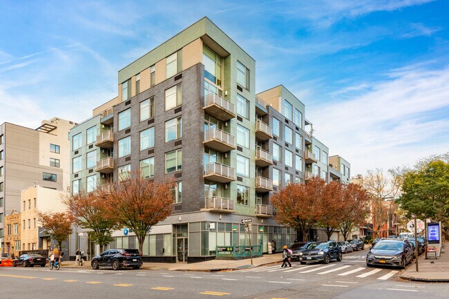 1 Powers St in Brooklyn, NY - Building Photo - Building Photo
