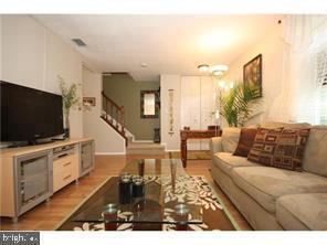34 Beechwood Ct in Monmouth Junction, NJ - Building Photo - Building Photo