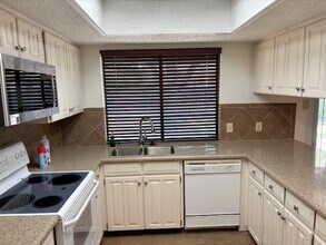 2613 Web Ct in Grand Prairie, TX - Building Photo - Building Photo