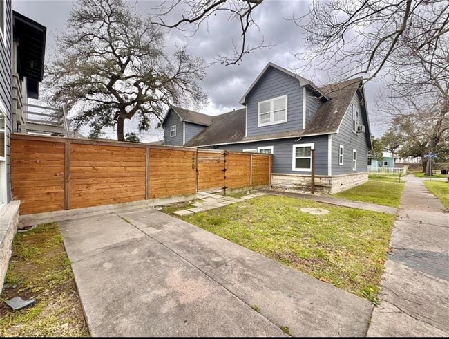 property at 3420 Michigan St