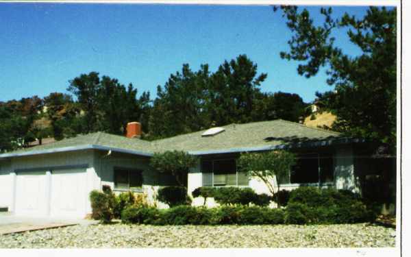 1622-1624 Merritt Dr in Novato, CA - Building Photo