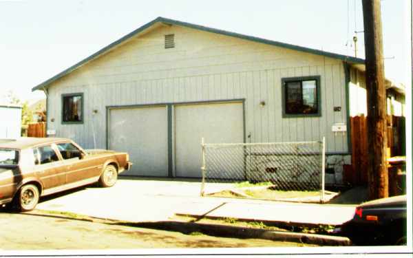 724 A,B Acacia Ave in Richmond, CA - Building Photo - Building Photo