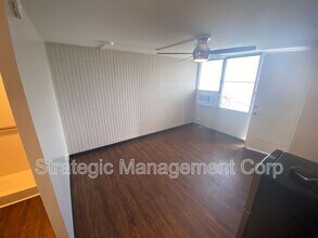 1301 Lusitana St in Honolulu, HI - Building Photo - Building Photo