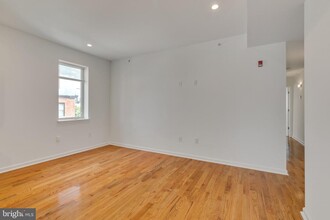 1128 S 19th St in Philadelphia, PA - Building Photo - Building Photo