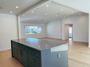 18371 Lahey St in Porter Ranch, CA - Building Photo - Building Photo