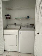 9211 SW 123rd Ave Ct in Miami, FL - Building Photo - Building Photo