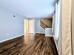 131 Red Stone Cir in Reinholds, PA - Foto de edificio - Building Photo