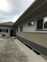 73-986-986 Kukuinui St in Kailua Kona, HI - Building Photo