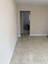 2946 26th Ave N in St. Petersburg, FL - Building Photo - Building Photo