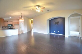 17429 Bridgefarmer Blvd in Pflugerville, TX - Building Photo - Building Photo