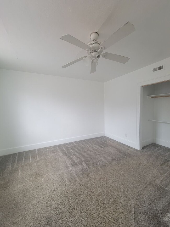 property at 4900 E Princess Anne Rd