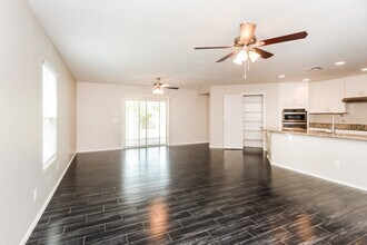10830 E Calypso Ave in Mesa, AZ - Building Photo - Building Photo