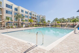 Sandpiper Glen 62+ Apartments in Orlando, FL - Building Photo - Building Photo